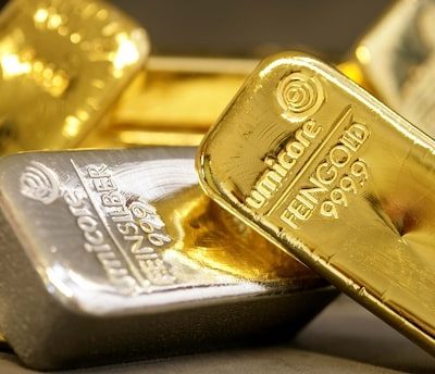 Lear – Is It A Good Idea To Invest In Precious Metals?